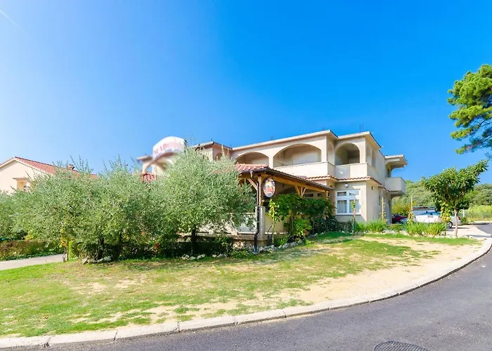 Josip S Διαμέρισμα *